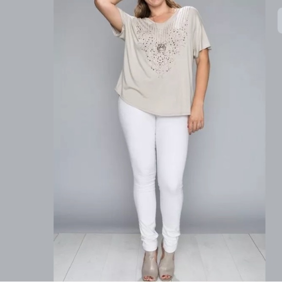 SOLD OUT - Picture 2 of 4